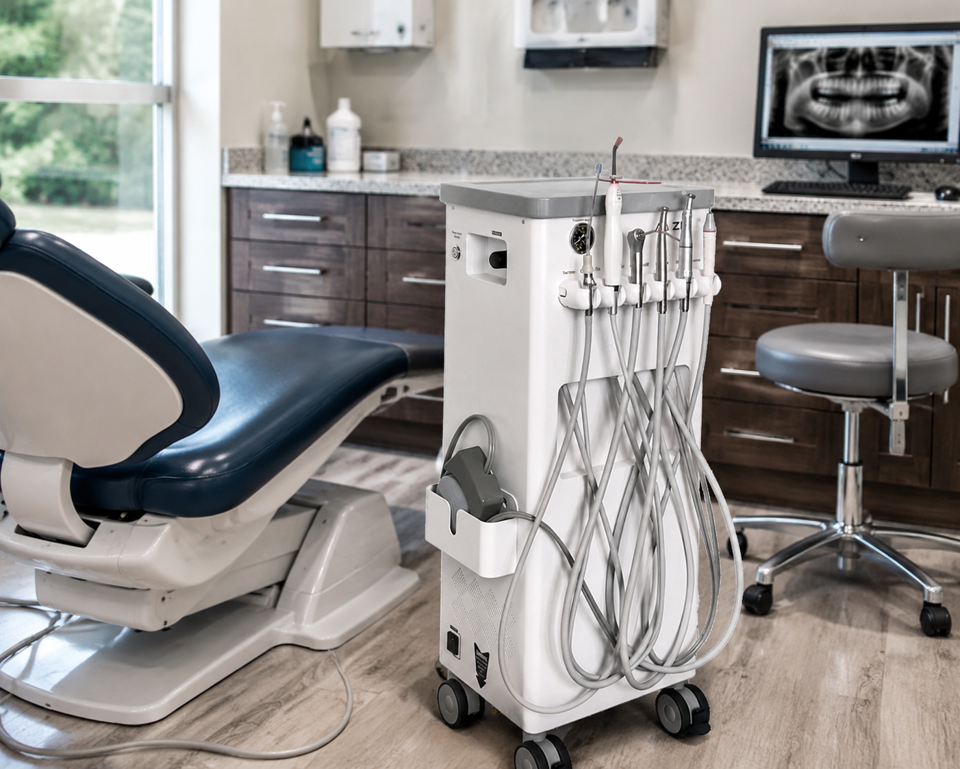 AZ-AP202-2 mobile dental unit in use at a veterinary animal clinic